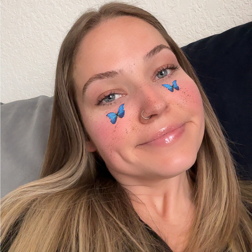 Meet your Posher, Tiffany